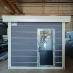 Architectural shot of Pramo Metropol Cabin front side